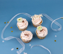 Набор капкейков 8 марта с розами 4шт