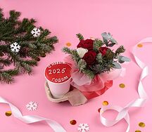 Подарочный набор букет и десерт 2025