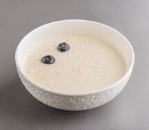 Каша рисовая с голубикой