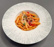 Паста Арабьята в томатном соусе