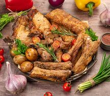 Ассорти из шашлыков из свинины