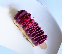 Чизкейк дроблю и черная смородина