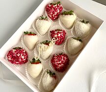 Клубника в шоколаде подарок маме 