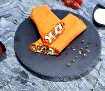 Шаурма с говядиной в сырном лаваше 