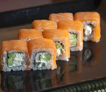 Roll Филадельфия с лососем