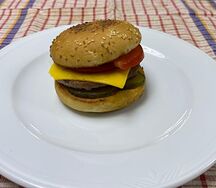 Чизбургер с куриной котлетой