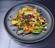 Тайский салат с курицей