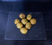 Молодая картошка с укропом