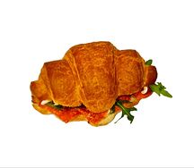 Сэндвич на круассане с пепперони Kuzina