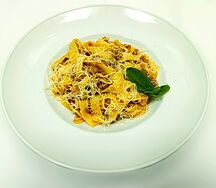 Феттучини Болоньезе