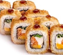 Горячий ролл Два вида сыра и лосось