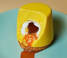Пирожное Манго-маракуйя