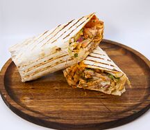 Донер в лаваше с курицей