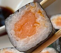 Спайси-ролл Лосось