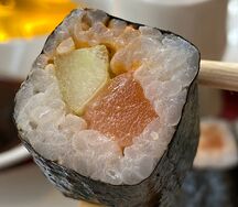 Спайси-ролл Копченый лосось