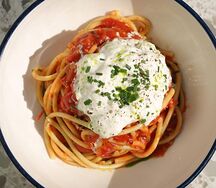 Томатная паста со страчателлой