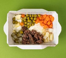 Салат Оливье с мясом