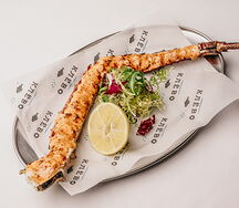 Запеченная клешня камчатского краба в соусе кимчи