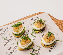 Клевые бутеры на печеном картофеле с щучьей икрой