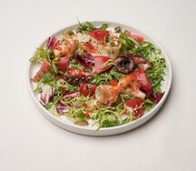 Салат с морепродуктами