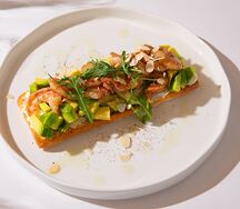 Авокадо-тост