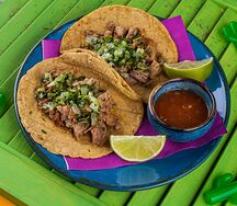 Carnitas - тако со свининой