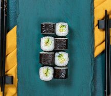 Маки-ролл с огурцом