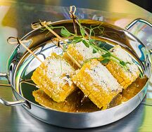 Кукуруза гриль с пармезаном