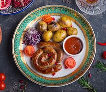 Купаты говяжьи с картошкой беби