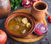 Пити с бараниной