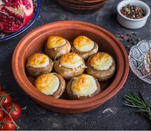 Сулугуни с грибами