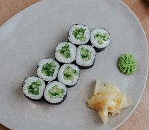 Огурец маки
