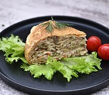 Блинный пирог с мясом 