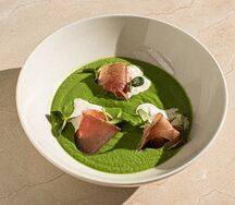 Брокколи со страчателлой и пармой