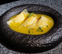 Равиоли манго-маракуйя с чили