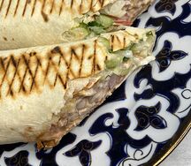 Шаурма с курицей и сыром