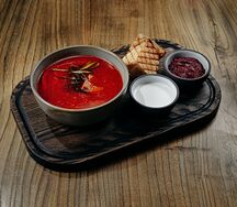 Борщ по-грузински с мацони