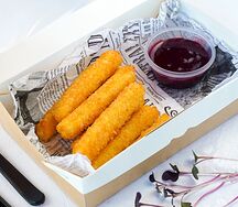 Хрустящий сыр с пылу с жара