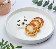 Сырники со сметаной