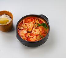 Том Ям с креветками и морепродуктами
