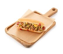 Хот-дог с говяжьей колбаской