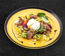 Теплый салат с куриной печенью