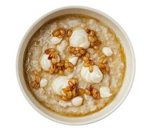 Каша овсяная с муссом из кокоса