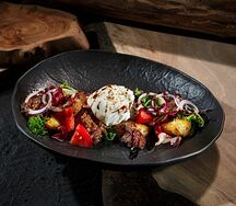 Теплый салат с куриной печенью