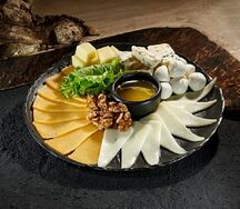 Сырное плато