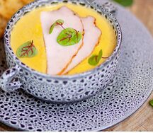 Суп-пюре сырно-картофельный на молоке с куриной грудкой