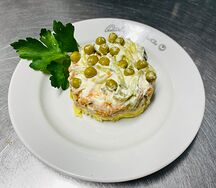 Слоёный с куриной печенью