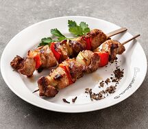 Шашлычок из свинины с овощами