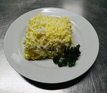 Слоёный с картофелем и редькой