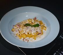 Паста карбонара со сливками